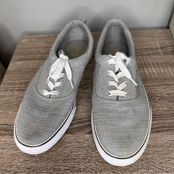 Target Universal threads grey fabric sneakers - Picture 1 of 9